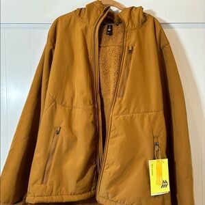 Brand New All In Motion Coat. Men’s Large.